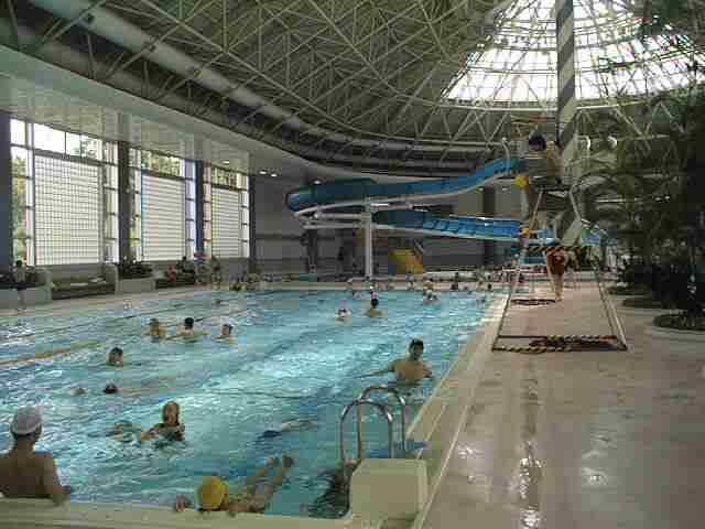 室内プール